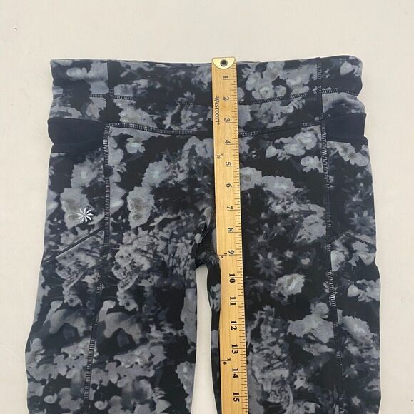 Athleta Women Small Capri Leggings Pants Black Gray Camouflage Pull On Pockets - Picture 4 of 12